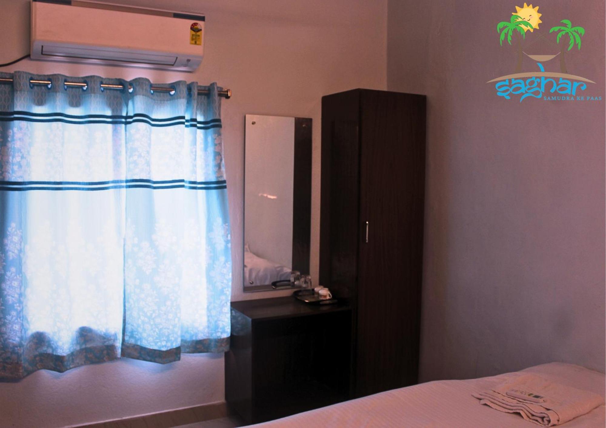 Saghar House Hotel วิสาขปัตนัม ภายนอก รูปภาพ